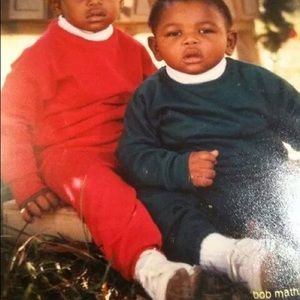 Meet your Posher, Derrick